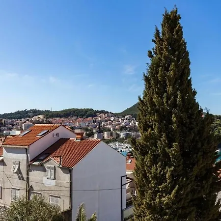 Kikilly - Two Bedroom With Balcony And Sea View Dubrovnik